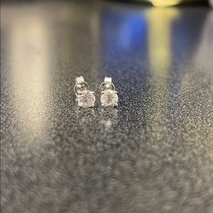 3/4ct diamond studs